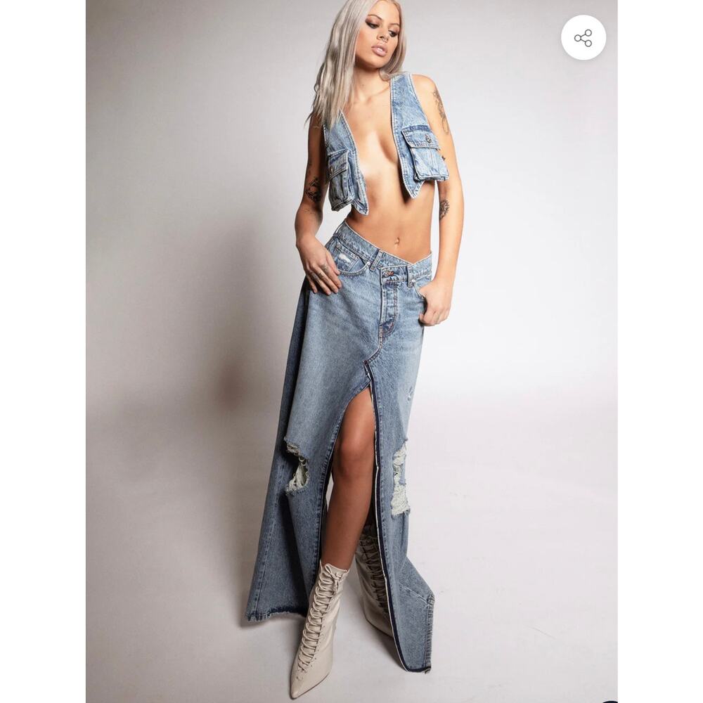 Revice Brooklyn denim maxi skirt double dare women’s size 31